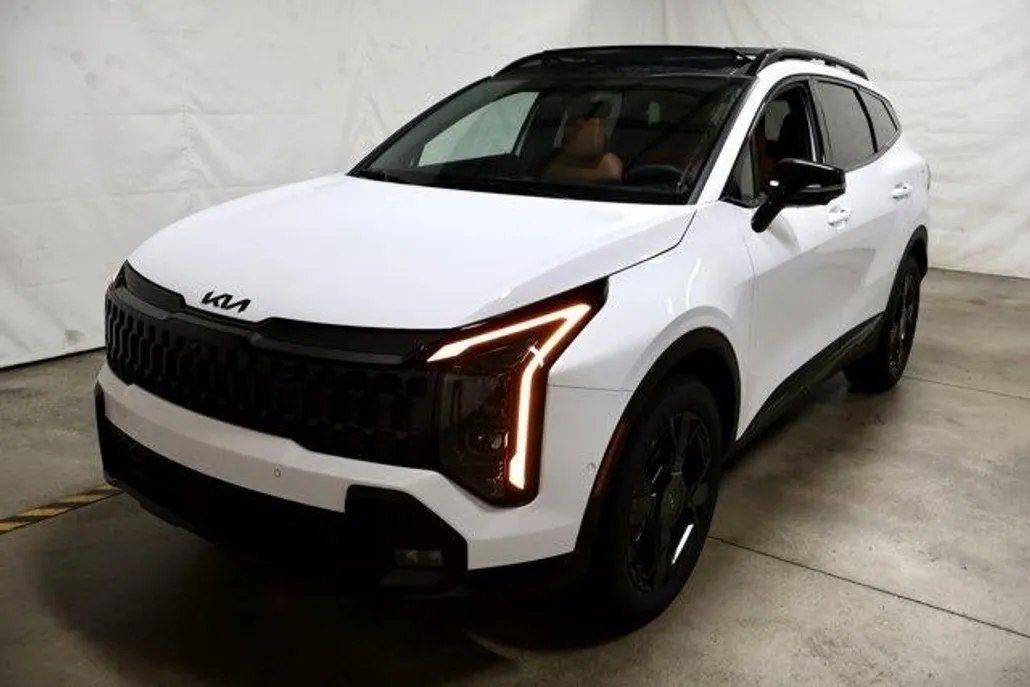 2026 Kia Sportage X-Line photo 1