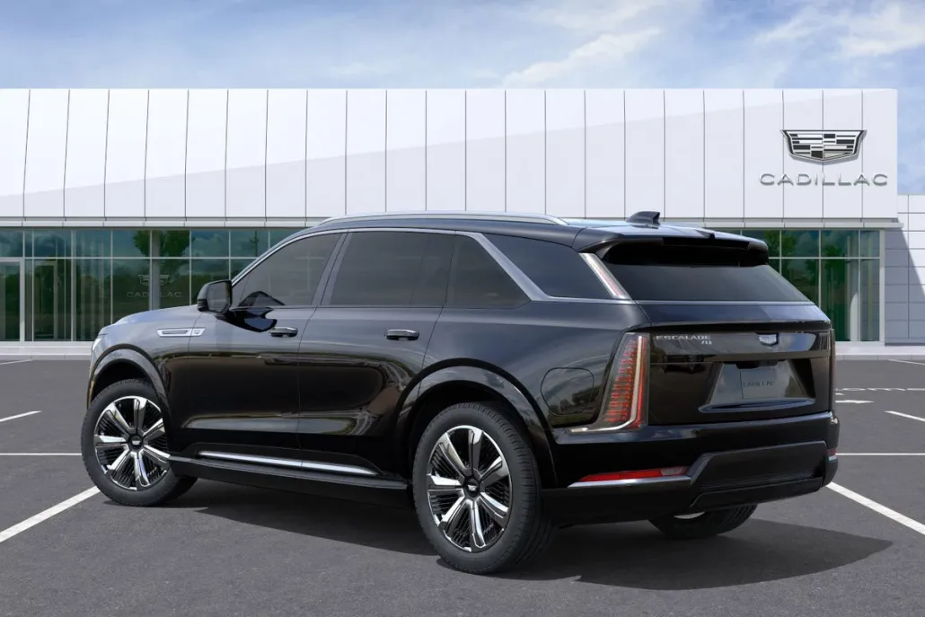 2026 Cadillac Escalade IQ Luxury photo 1