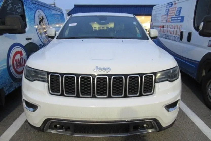 2018 Jeep Grand Cherokee Limited photo 1