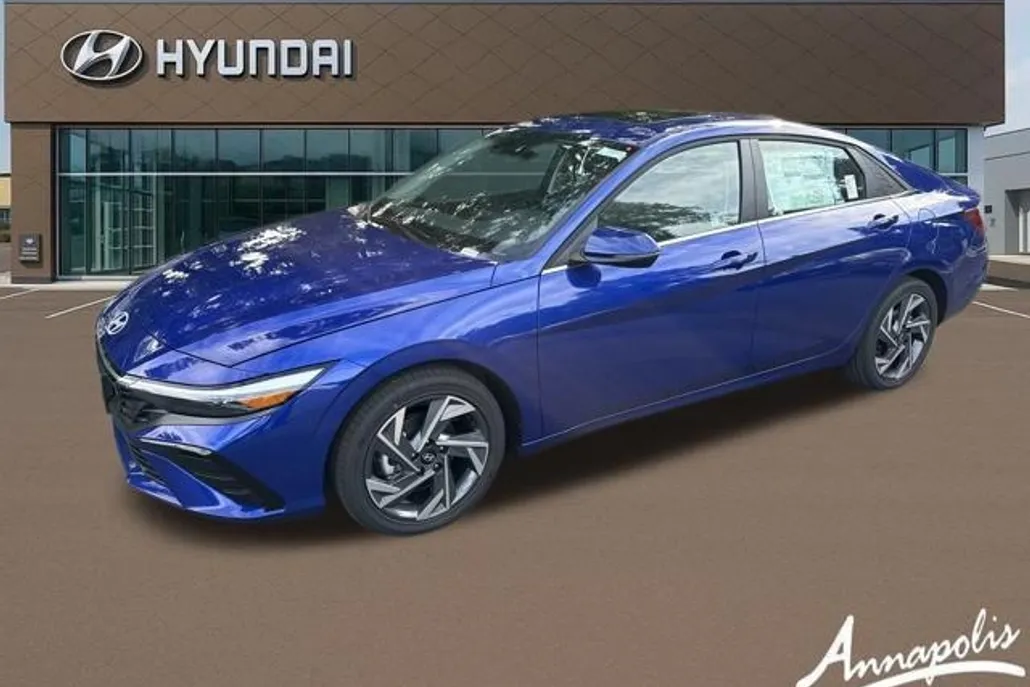 2025 Hyundai Elantra Limited photo 1