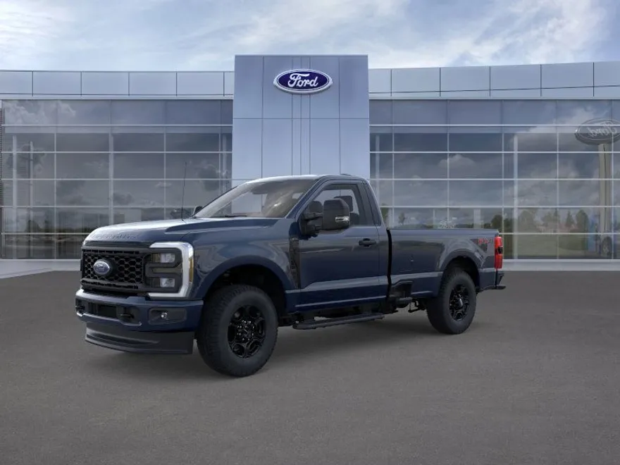 2025 Ford F-350 XL photo 1