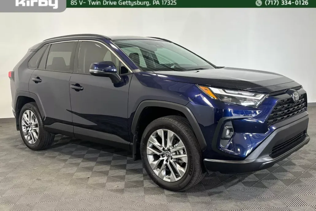 2024 Toyota RAV4 XLE Premium photo 1