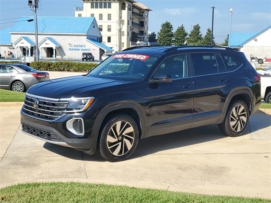 2024 Volkswagen Atlas SE Technology photo 1