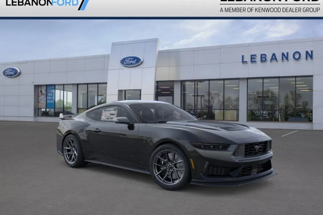 2025 Ford Mustang Dark Horse photo 1
