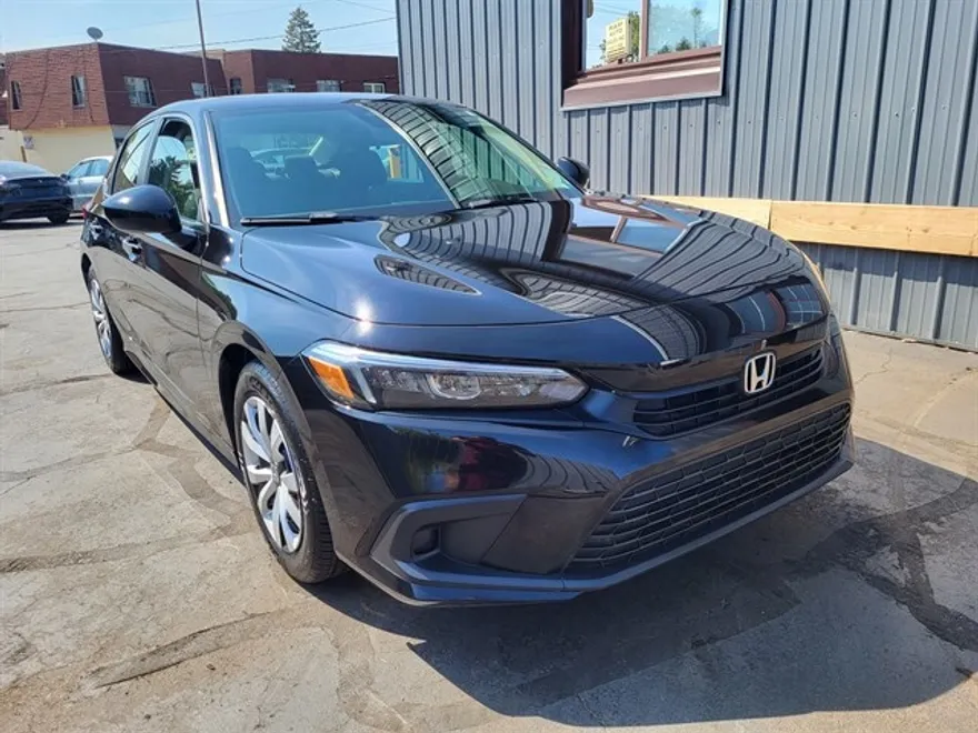 2022 Honda Civic LX photo 1