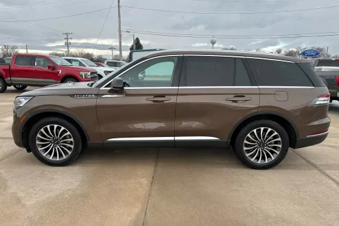 2022 Lincoln Aviator Reserve photo 3