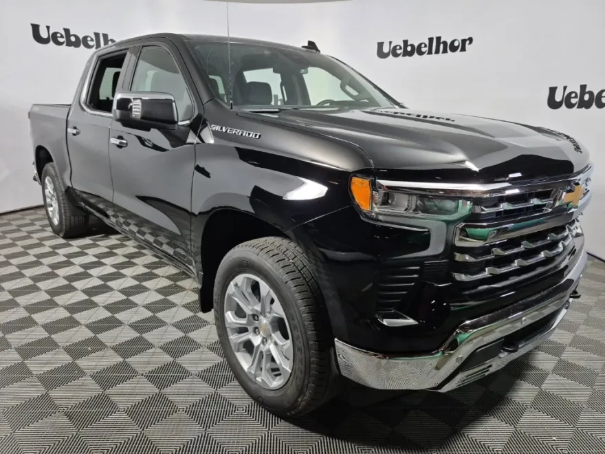 2026 Chevrolet Silverado 1500 LTZ photo 1