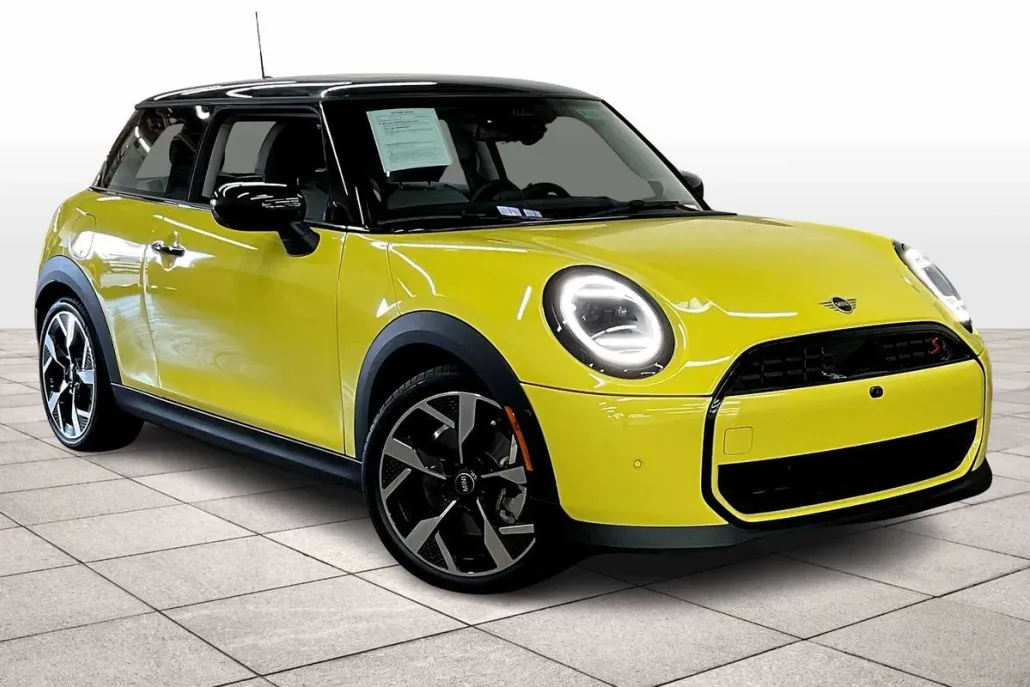 2025 Mini Cooper 2 Door Hardtop S photo 1