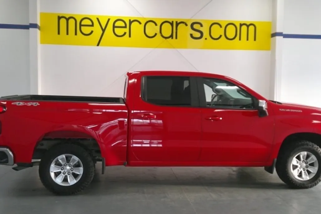 2019 Chevrolet Silverado 1500 LT photo 1