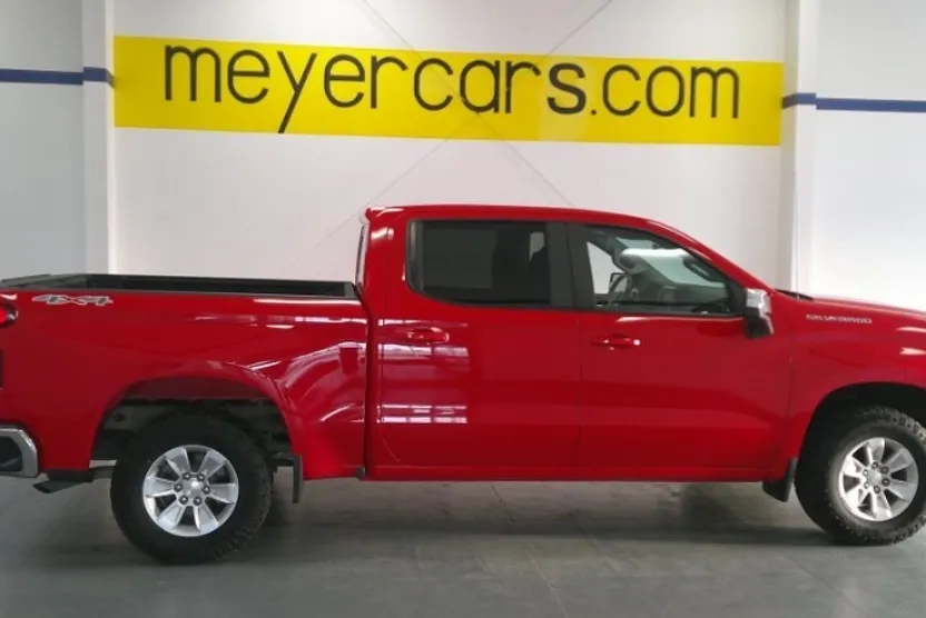 2019 Chevrolet Silverado 1500 LT photo 1