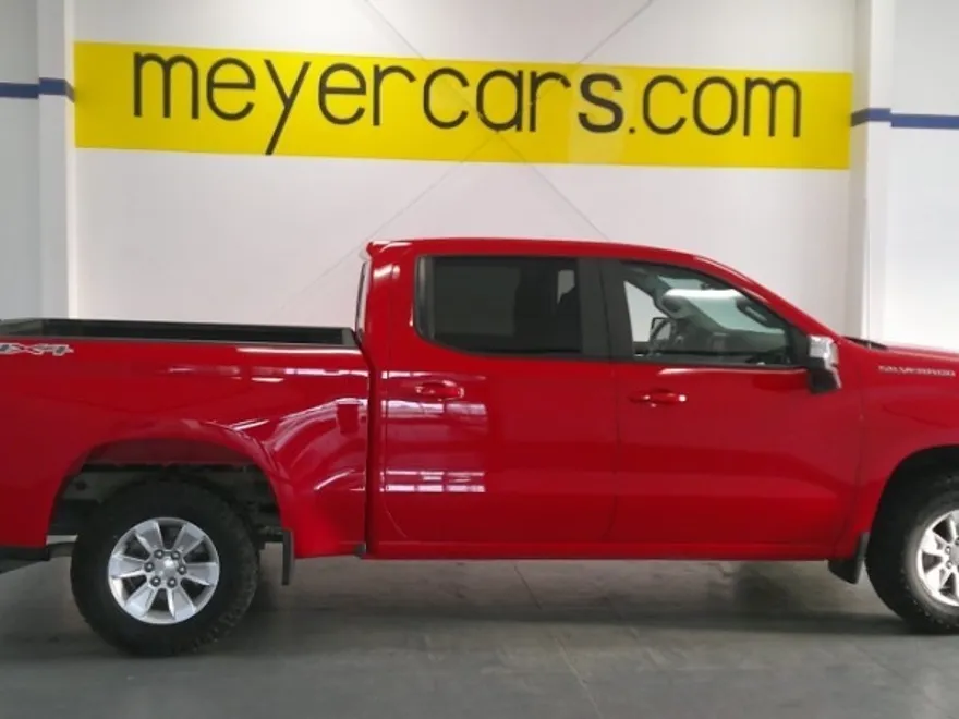 2019 Chevrolet Silverado 1500 LT photo 1