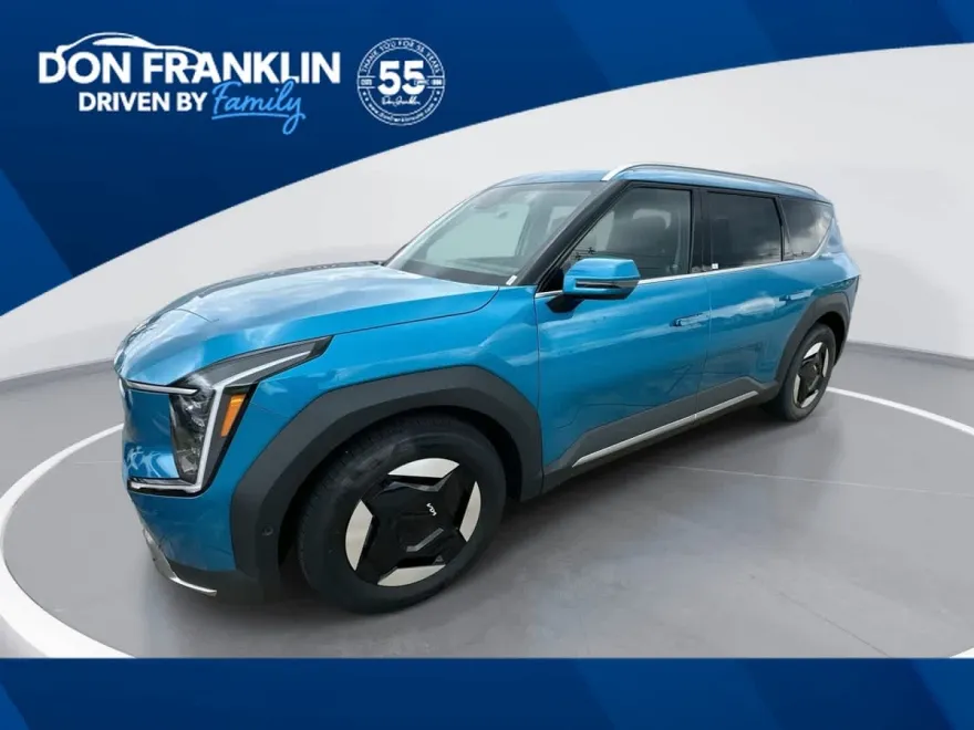 2026 Kia EV9 Wind photo 1