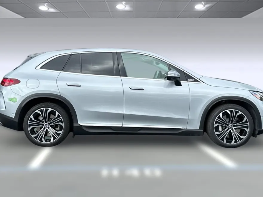2023 Mercedes Benz EQE SUV 350 4MATIC photo 1