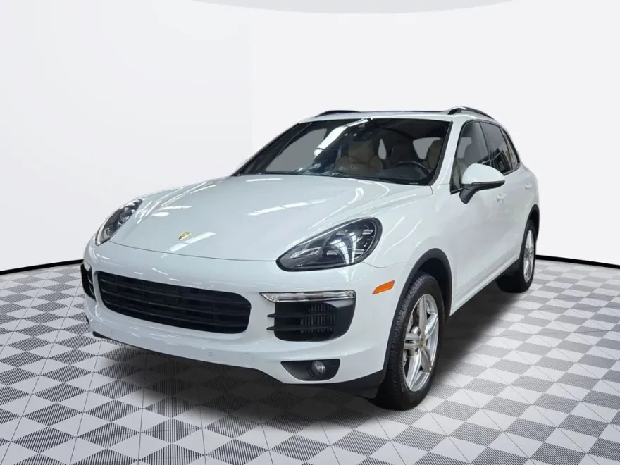 2018 Porsche Cayenne S photo 1