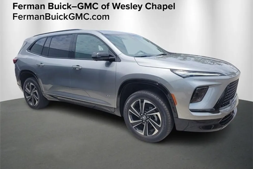 2025 Buick Enclave Sport Touring photo 1