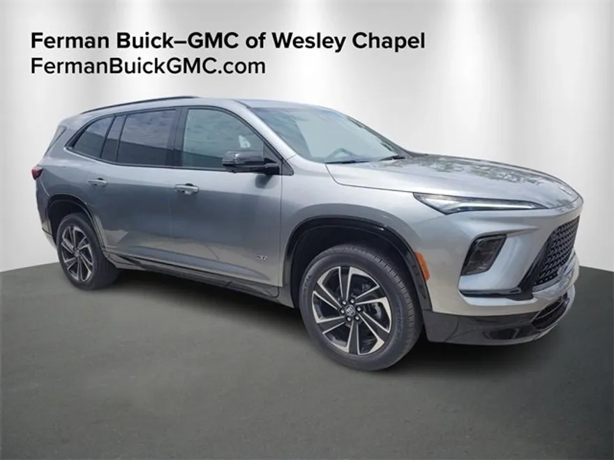 2025 Buick Enclave Sport Touring photo 1