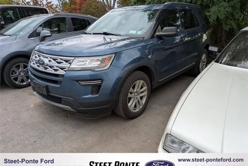 2018 Ford Explorer XLT photo 1