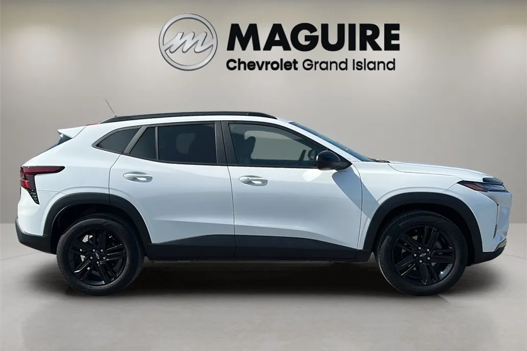 2024 Chevrolet Trax ACTIV photo 1