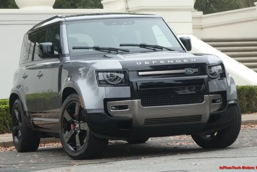 2020 Land Rover Defender 110 photo 1