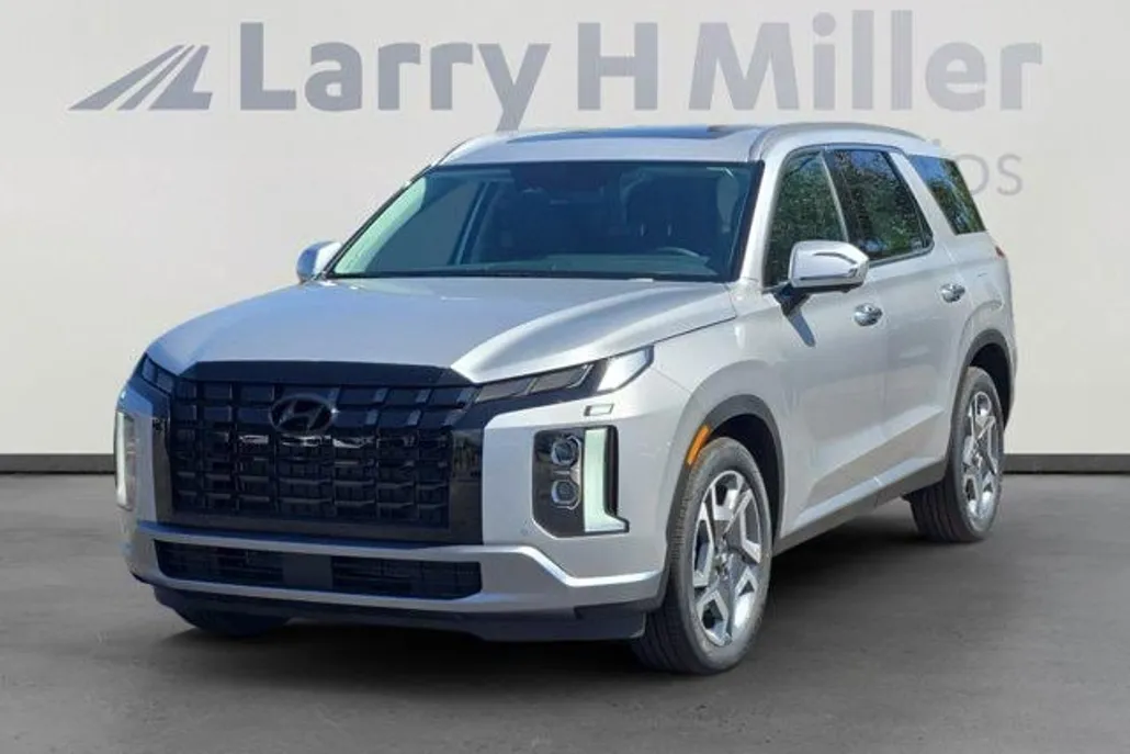 2025 Hyundai Palisade SEL photo 1