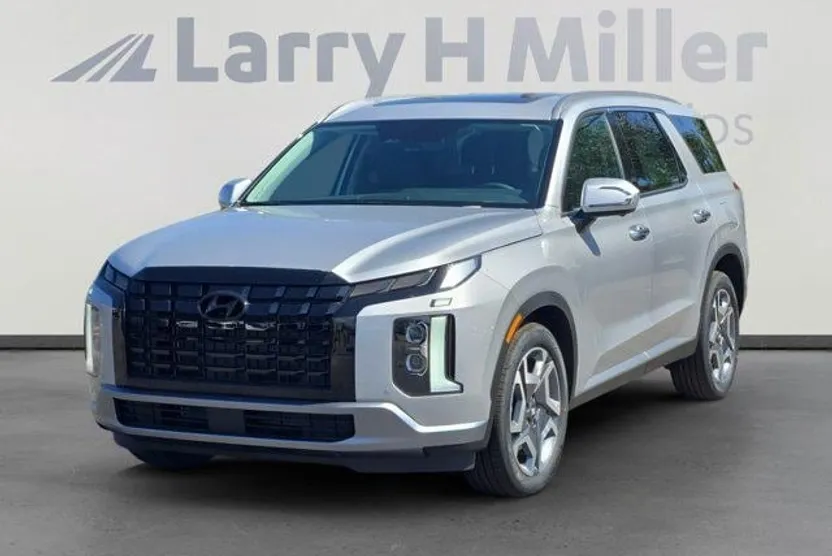 2025 Hyundai Palisade SEL photo 1