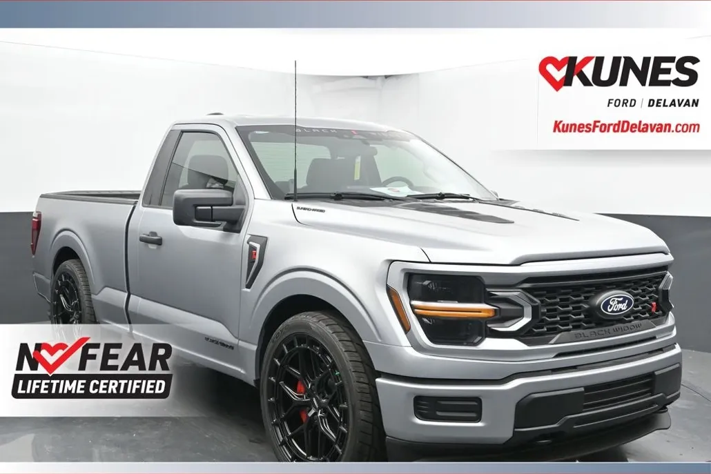 2025 Ford F-150 XL photo 1