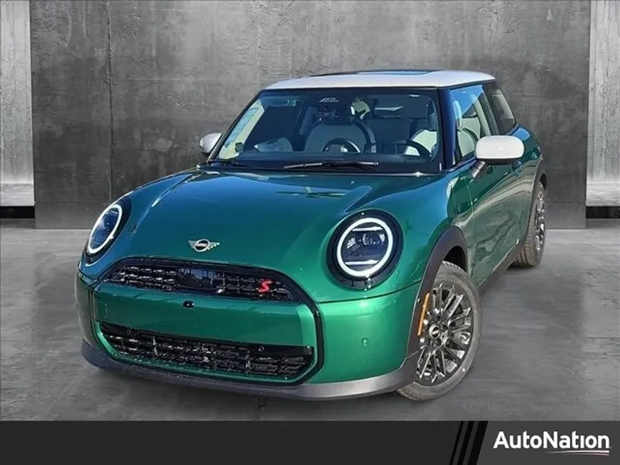 2025 Mini Cooper S Hardtop 2 Door Iconic photo 1
