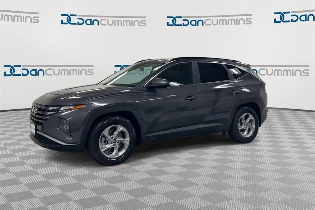 2022 Hyundai Tucson SEL photo 1