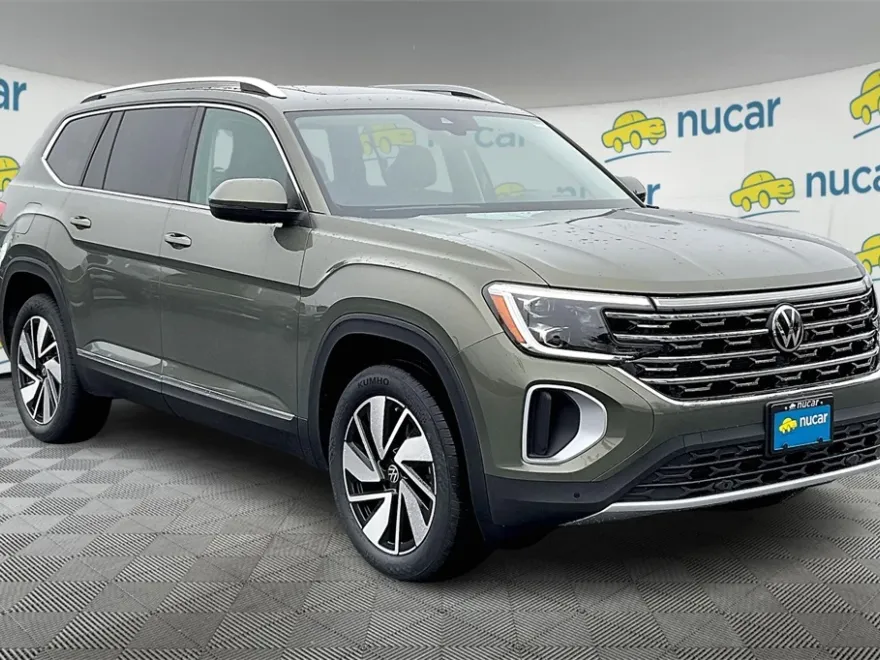 2025 Volkswagen Atlas SEL photo 1