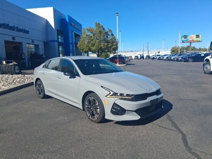 2024 Kia K5 GT-Line photo 1