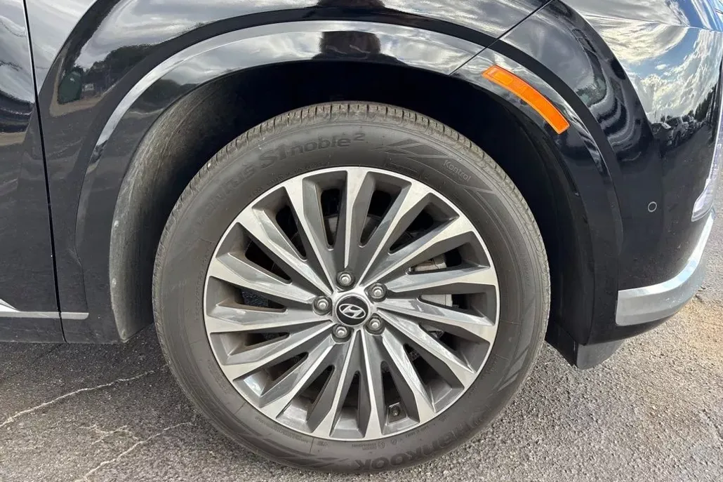 2024 Hyundai Palisade Calligraphy photo 1