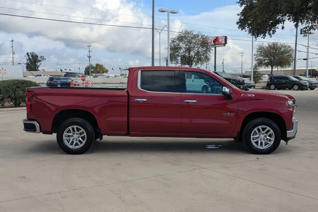 2019 Chevrolet Silverado 1500 LTZ photo 1