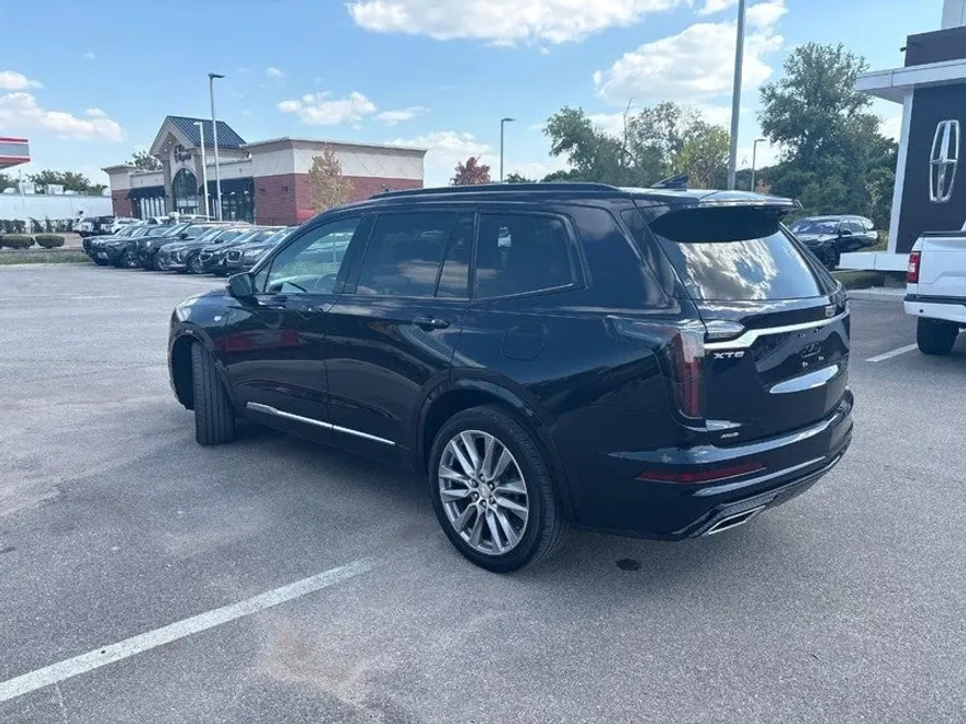 2021 Cadillac XT6 Sport photo 1