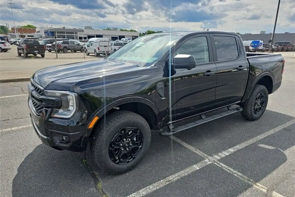 2025 Ford Ranger XLT photo 1