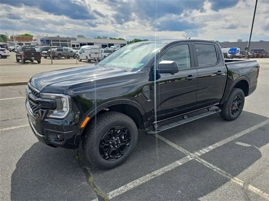 2025 Ford Ranger XLT photo 1