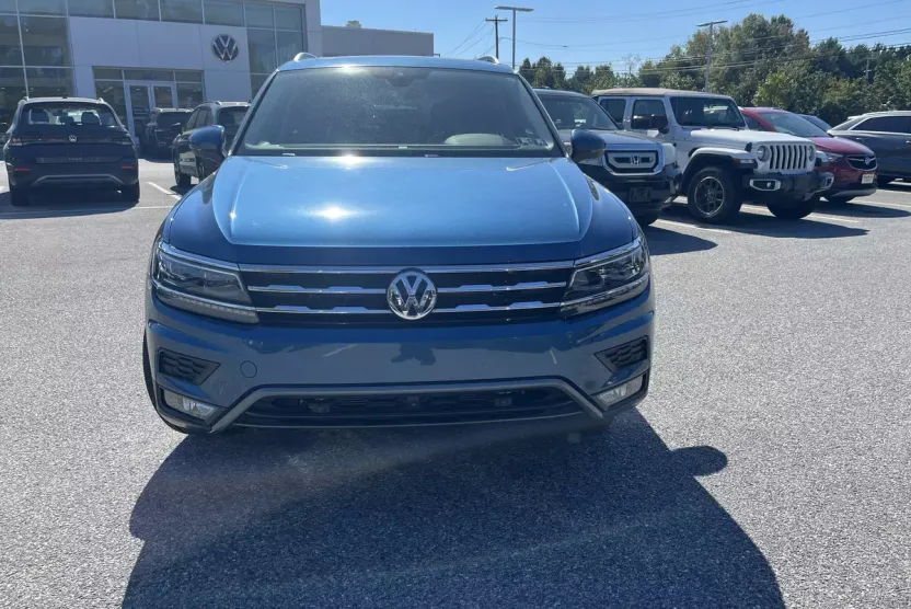 2018 Volkswagen Tiguan SEL Premium photo 1