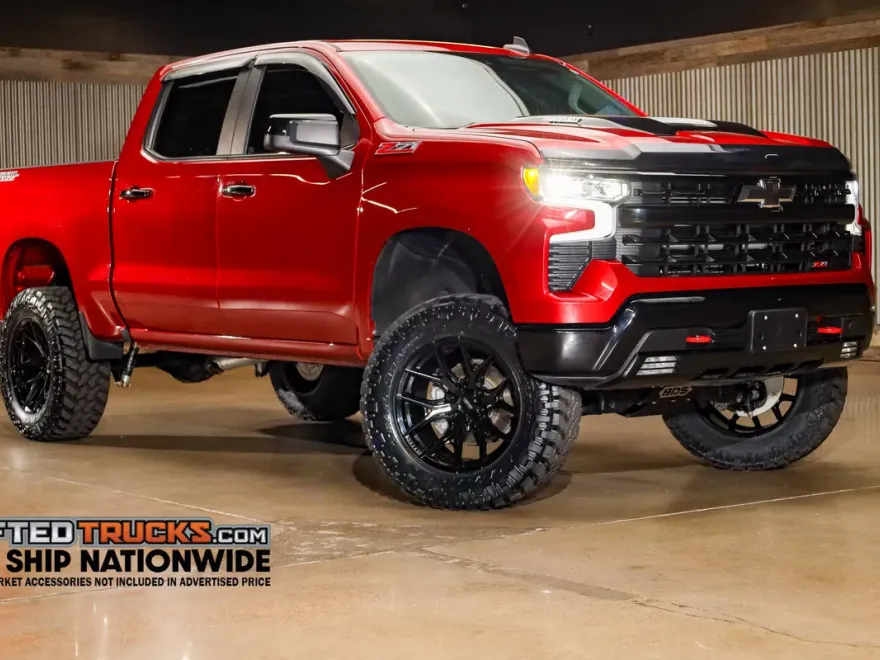 2024 Chevrolet Silverado 1500 LT Trail Boss photo 1