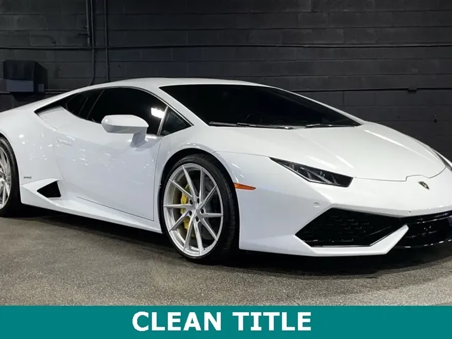 2015 Lamborghini Huracan Coupe photo 1