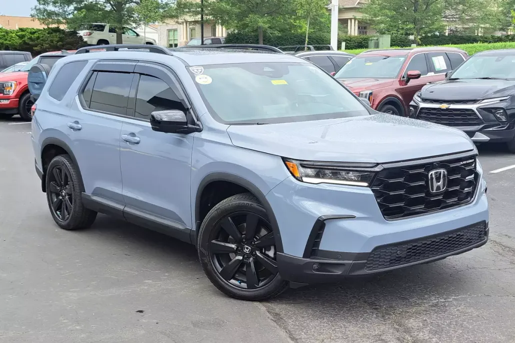 2025 Honda Pilot Black Edition photo 1