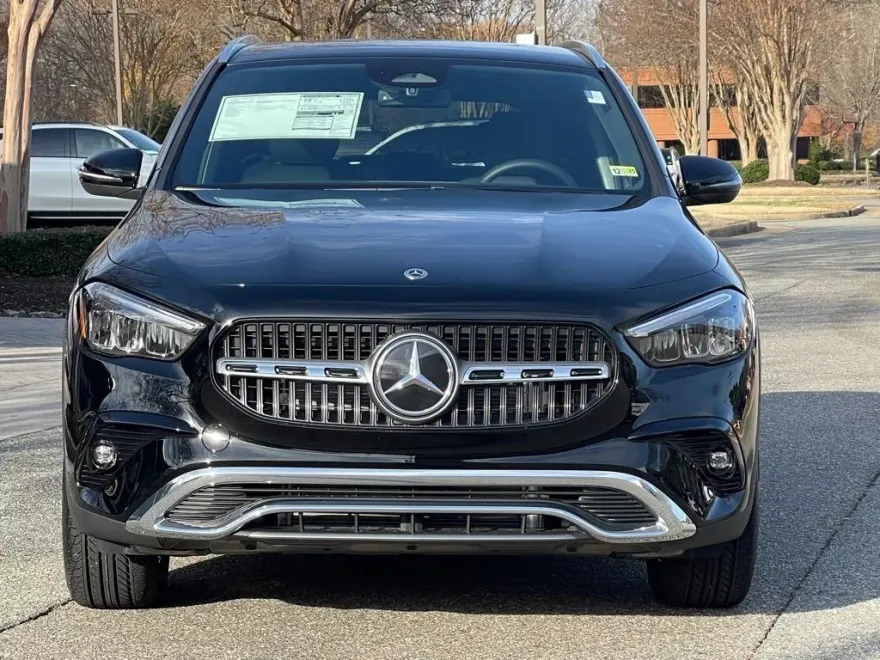 2025 Mercedes Benz GLA 250 4MATIC photo 1