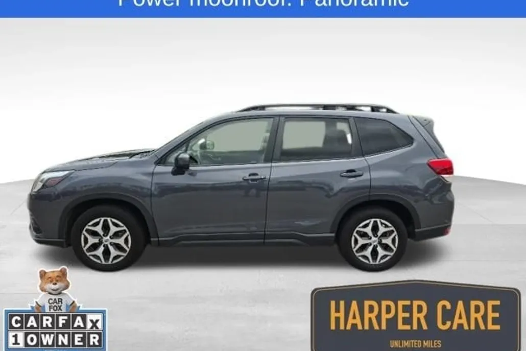 2024 Subaru Forester Premium photo 1