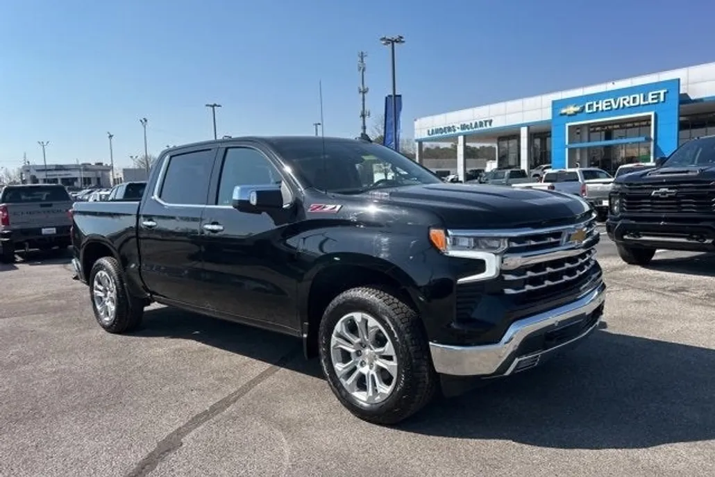 2025 Chevrolet Silverado 1500 LTZ photo 1