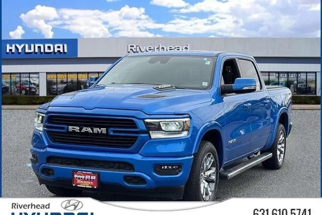 2022 Ram 1500 Laramie photo 1