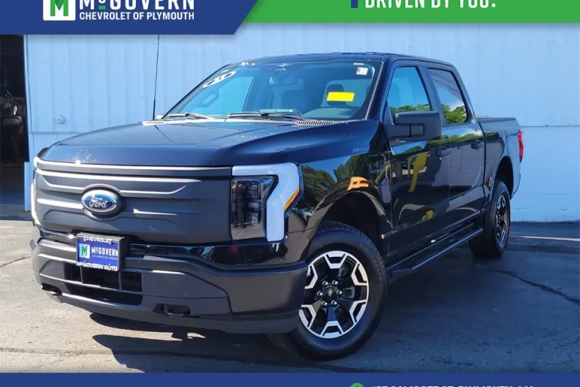 2023 Ford F-150 Lightning photo 1
