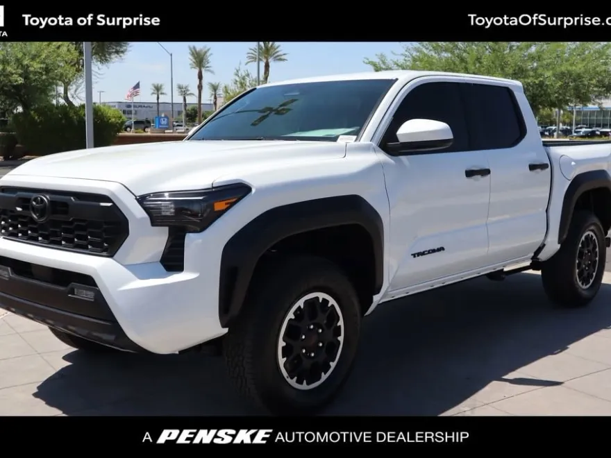 2025 Toyota Tacoma TRD Off-Road 4x4 Double Cab photo 1