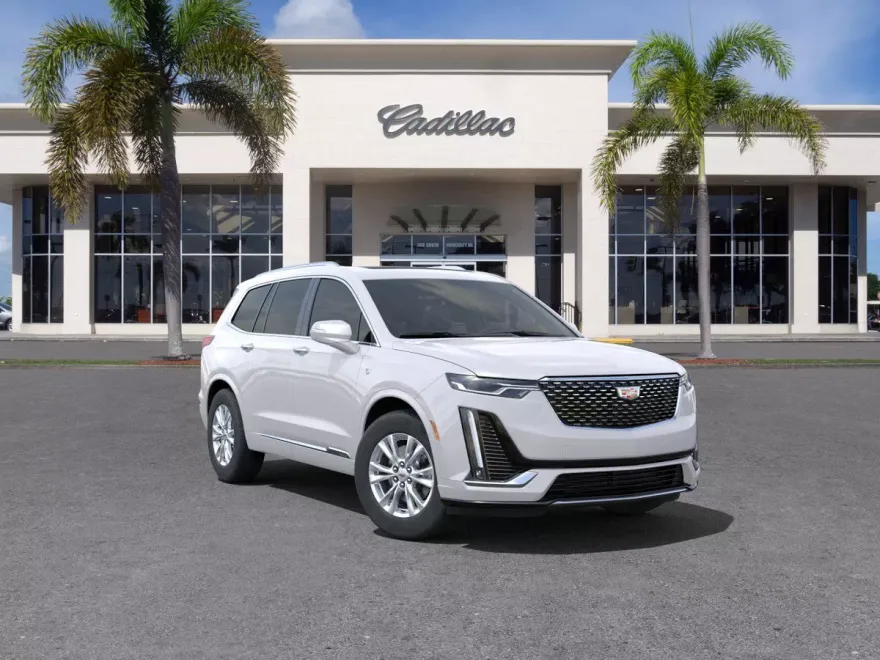 2025 Cadillac XT6 Luxury photo 1