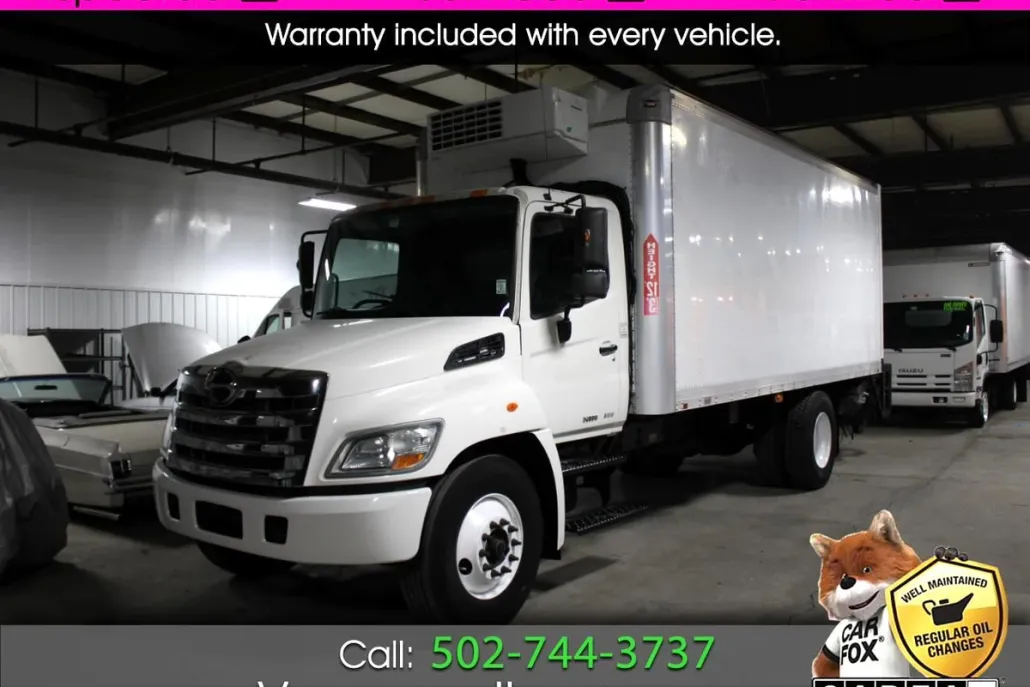 2011 Hino Conventional Type Truck photo 1