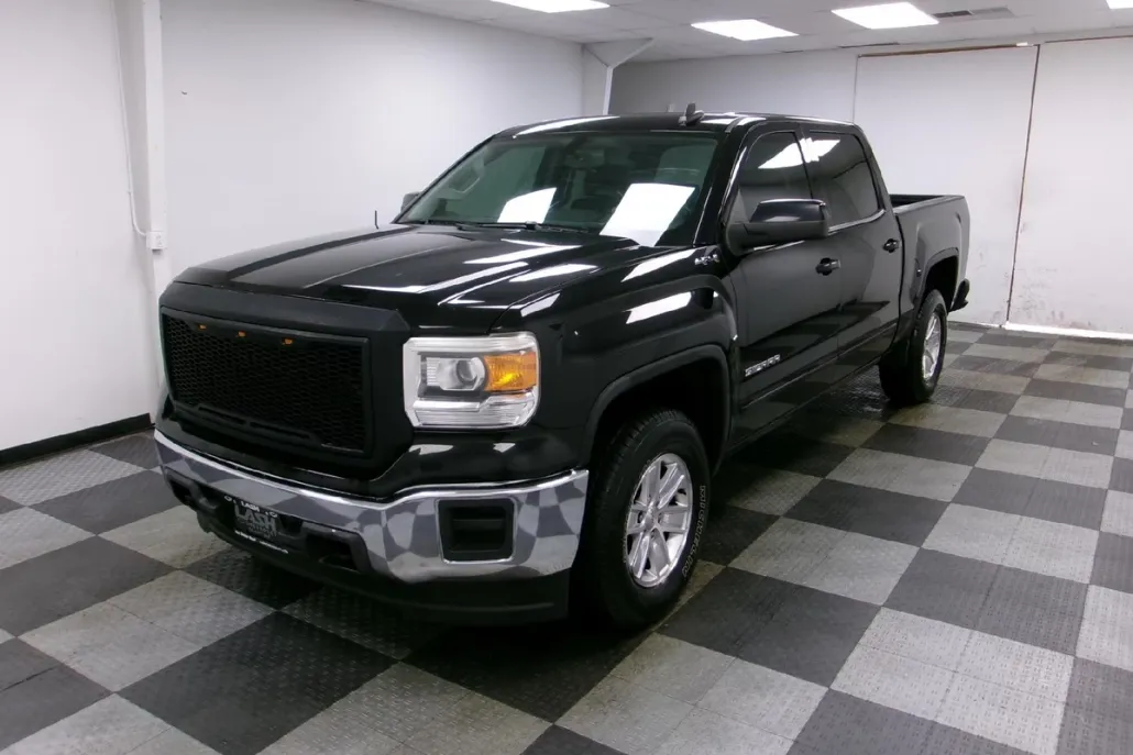 2015 Gmc Sierra 1500 SLE photo 1