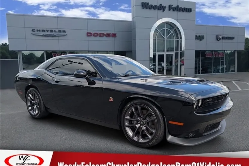 2023 Dodge Challenger R/T Scat Pack photo 1