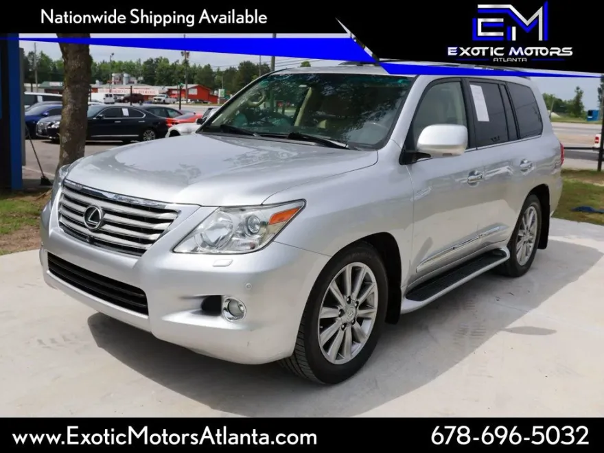 2011 Lexus LX 570 photo 1